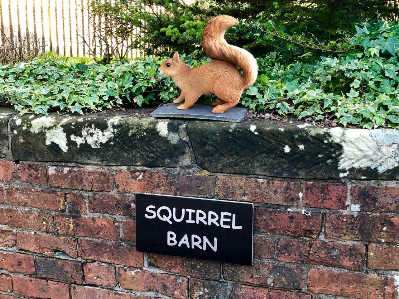MilwichSquirrel Barn别墅 外观 照片